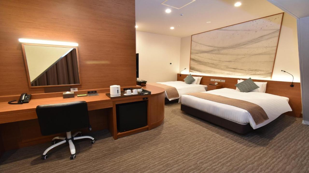 Odysis Suites Osaka Airport Hotel Izumisano Exteriör bild