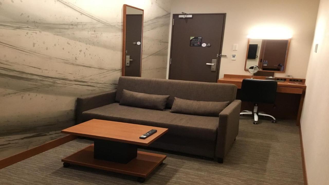 Odysis Suites Osaka Airport Hotel Izumisano Exteriör bild